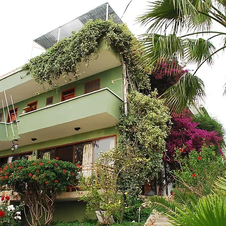 酒店 Merhaba 阿拉尼亚